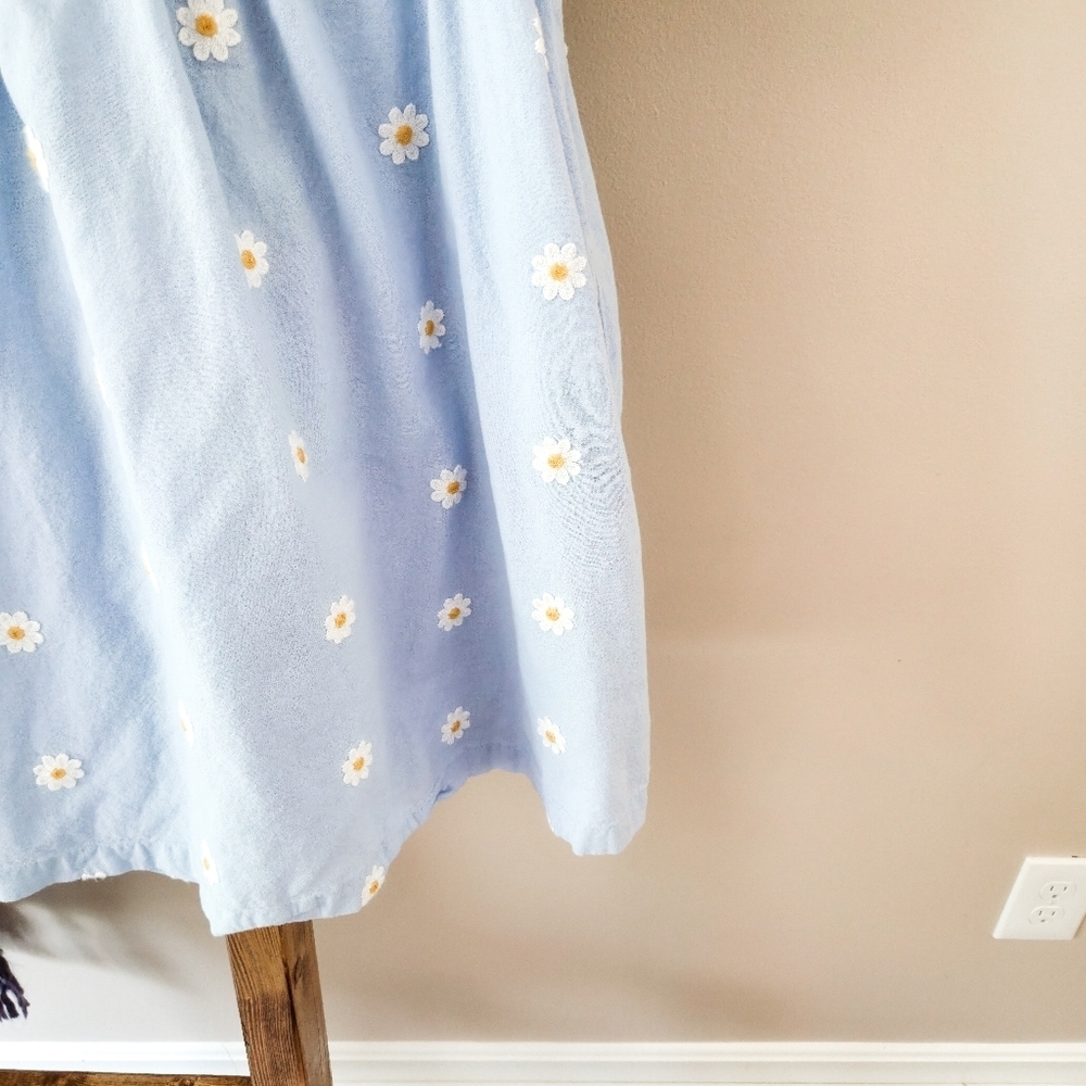 Altar’d State Light Blue Daisy Puff Sleeve Mini Dress – Size M - Picture 3 of 10